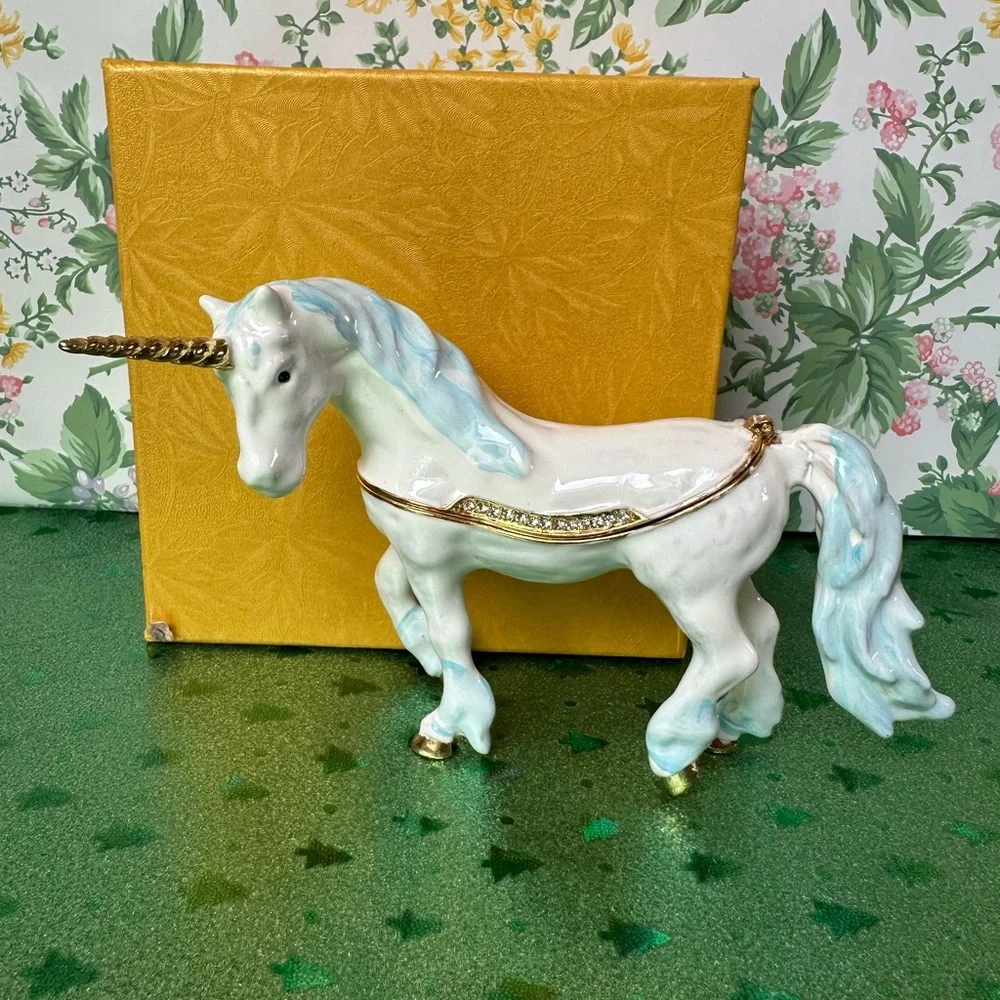 Unicorn Trinket Box Tchotchke NIB